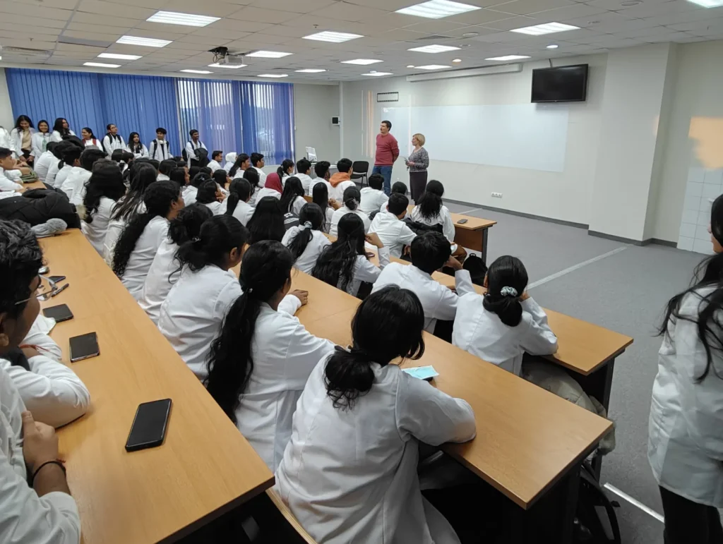 Fefu University Classroom